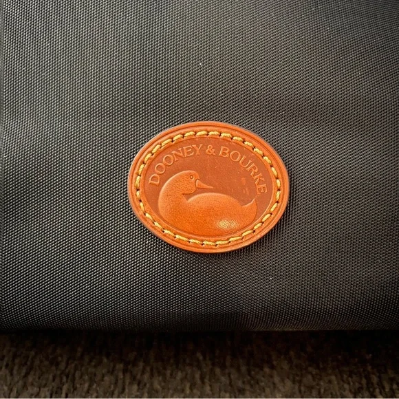 Dooney & Bourke Black and Tan Crossbody Bag❤️‍🔥 - Picture 3 of 9